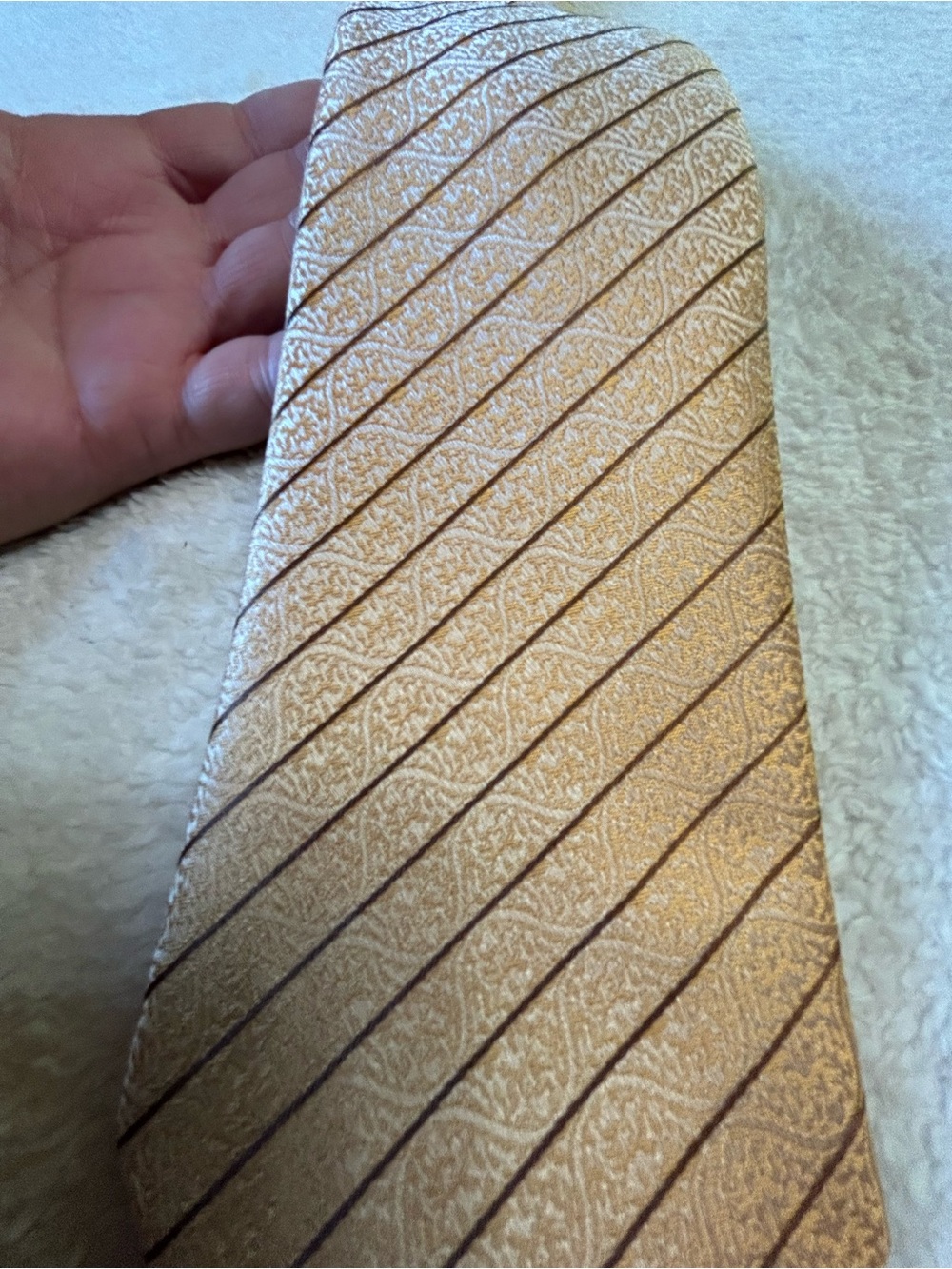 🎁3 for $30 - Elegant Gold Patterned Clip On Tie
